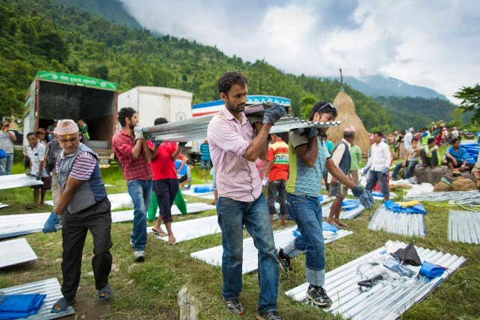 Samaritan’s Purse is providing shelter materials to 25,000 families whose homes were damaged or destroyed in the Nepal earthquake.