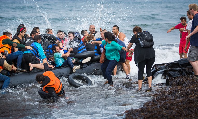 Samaritan’s Purse staff and volunteers are assisting desperate asylum seekers as they arrive on Greek soil.