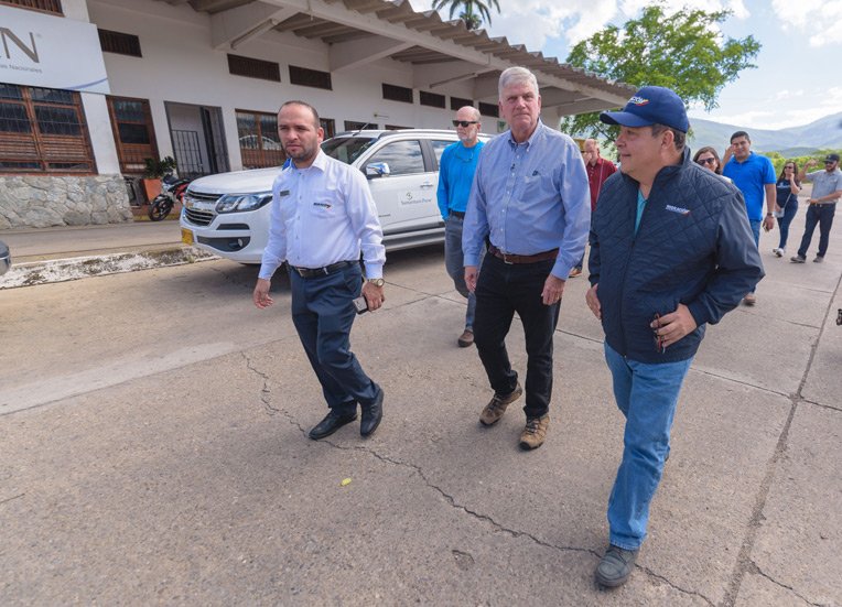 Franklin Graham and Samaritan's Purse Vice President Ken Isaacs met with immigration officials and visited the area where our projects are underway.