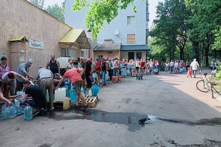 Pastor Andriy’s congregation is one of Ukrainian nine churches for which Samaritan’s Purse has provided clean water, with nearly 30 more to be added throughout the country in the near future. 