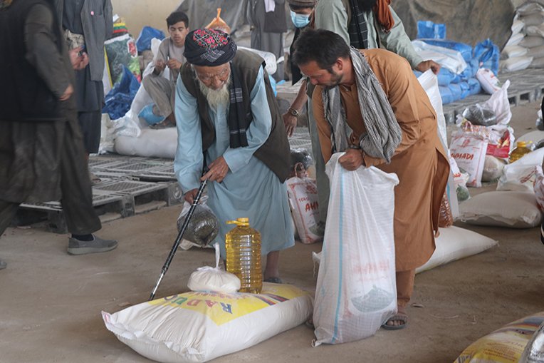 This year we provided emergency food support for 250 vulnerable families in Afghanistan, all in the name of Jesus.